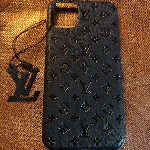 iPhone 11 Pro Max navy blue case new.